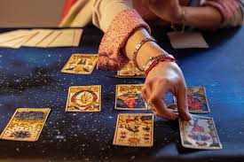 Le tarot de Marseille, que j'utilise est un des plus réputé